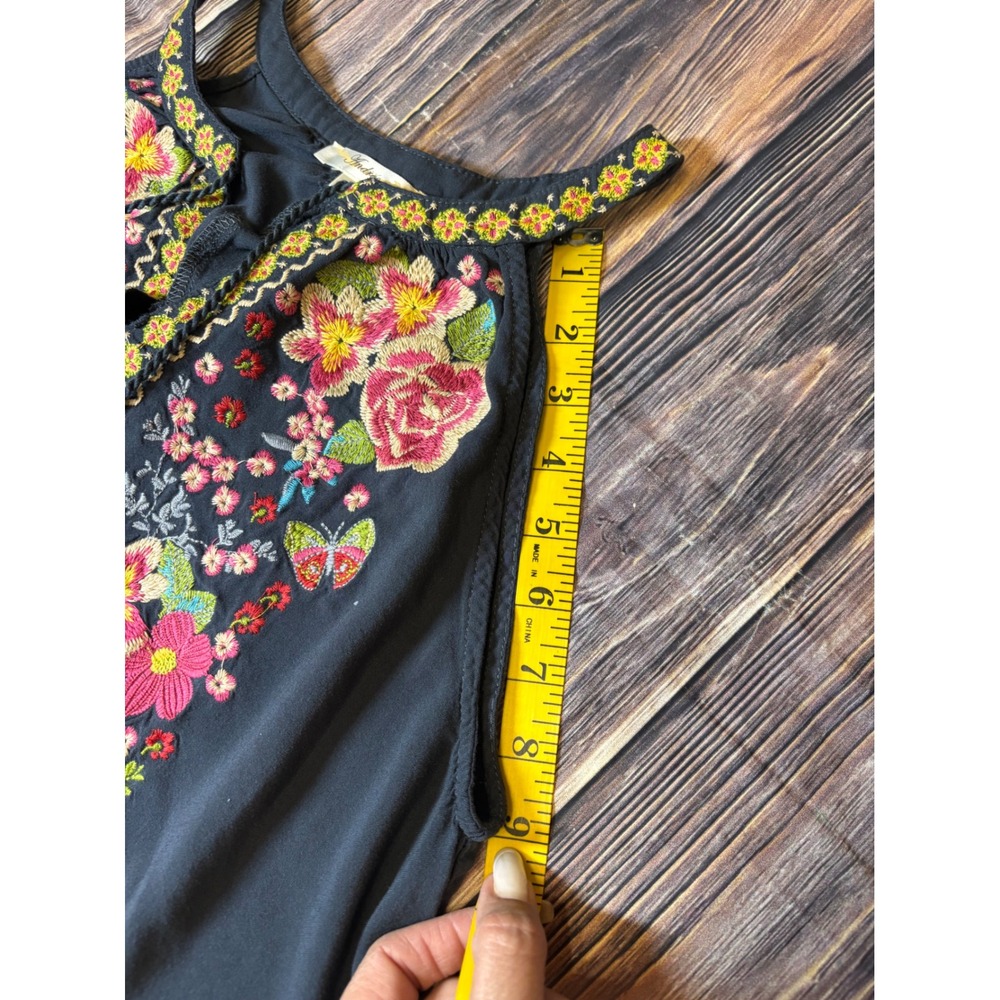 Andree by Unit Top Womens L Black Floral Embroidered Halter Boho Festival Rayon - Picture 7 of 11